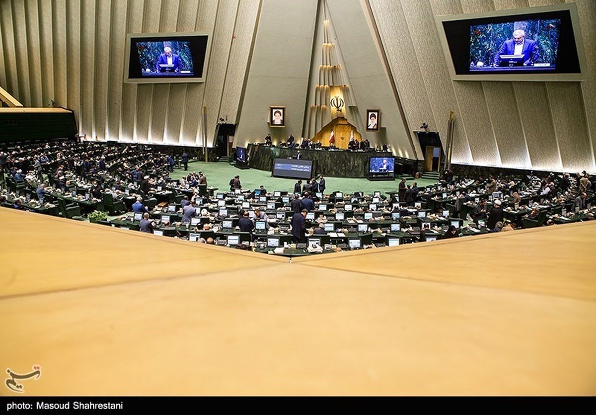 ذره بین مجلس روی عضویت مسئولان سازمان غذا و دارو در شرکتهای دارویی
