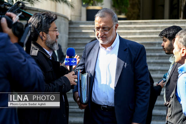 حاشیه جلسه هیات دولت - ۹ آبان