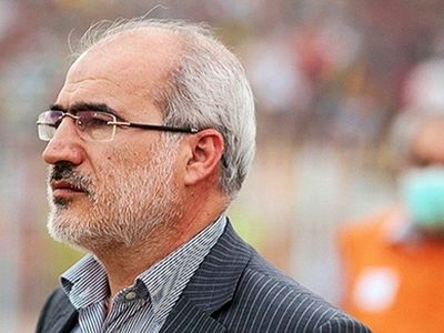عزیزمحمدی برای ریاست فدراسیون فوتبال ثبت نام کرد