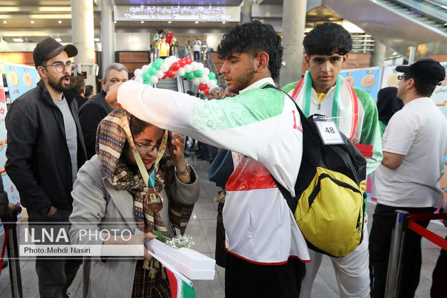 بازگشت کاروان ایران از بازی‌های پاراآسیایی جوانان (گزارش تصویری)