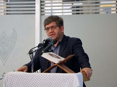 آغاز عصر سفرهای لوکس ریلی در هرمزگان؛ قطار پنج‌ستاره بندرعباس روی ریل افتاد +فیلم
