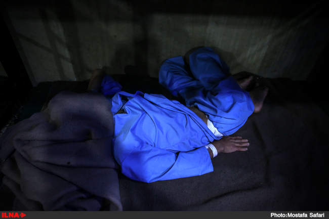 کارتن خواب‌ها در گرمخانه‌های شهرداری