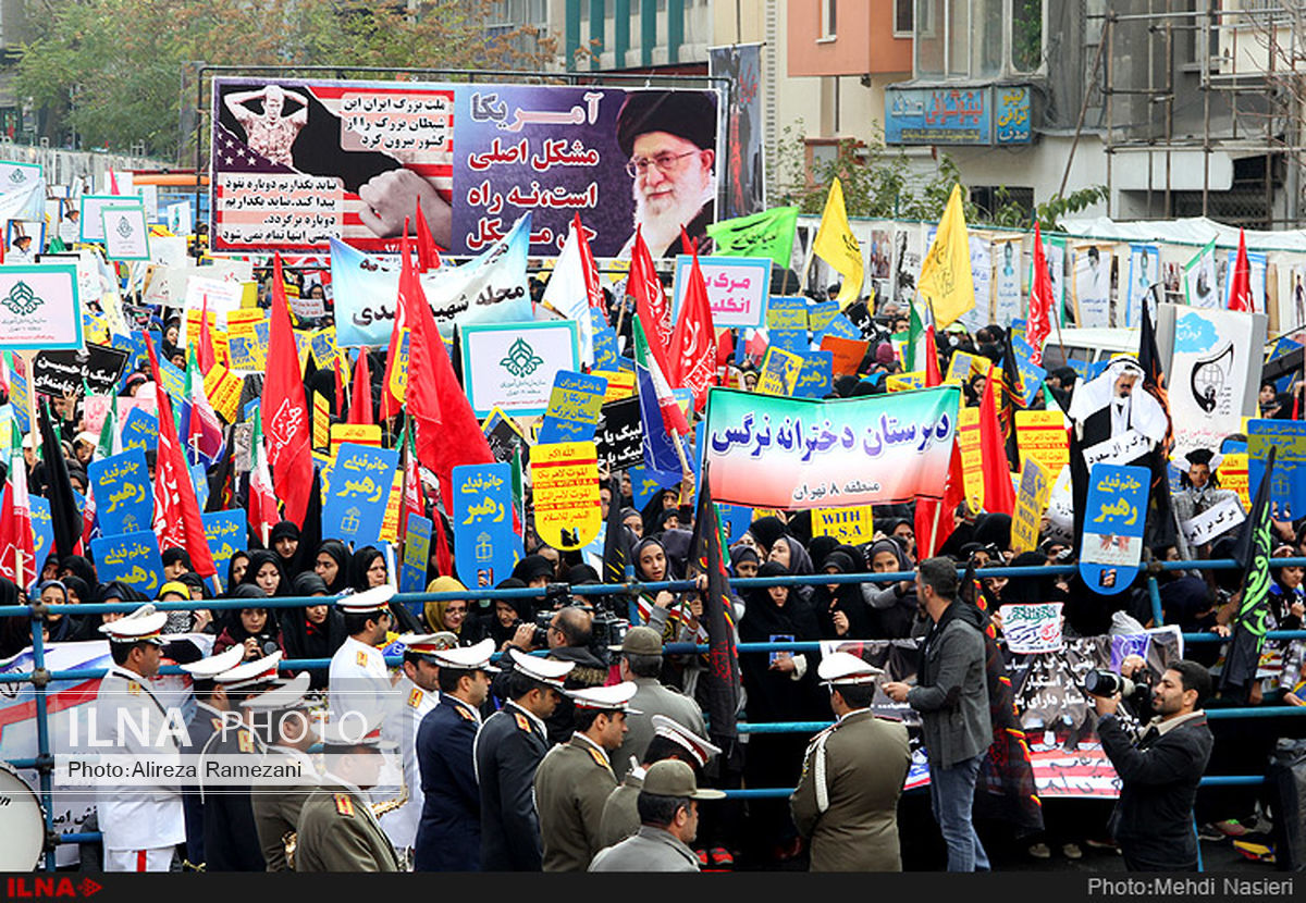 قطعنامه پایانی مراسم ۱۳ آبان قرائت شد