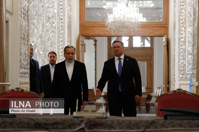 دیدار وزیر امور خارجه ایران و قزاقستان