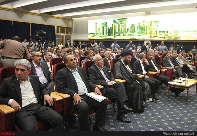 افتتاح نهمین نمایشگاه بین المللی بورس ، بانک و بیمه 