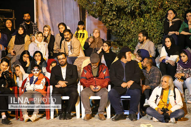  اجراهای روز اول شانزدهمین دوره جشنواره  تئاتر خیابانی مریوان-1