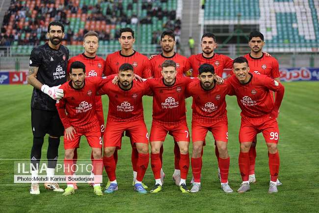 توقف تیم فوتبال تراکتور تبریز  برابر ذوب آهن اصفهان