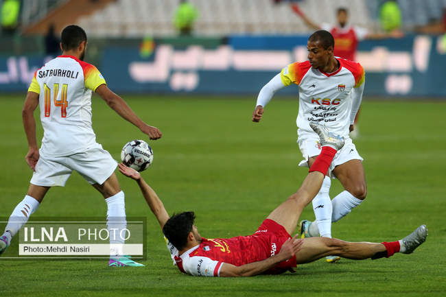 دیدار تیمهای فوتبال پرسپولیس تهران و فولاد خوزستان
