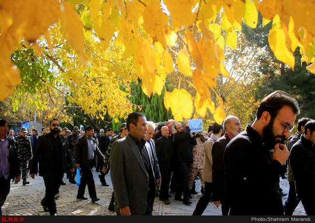تشییع 5 شهید دوران دفاع مقدس در اصفهان 