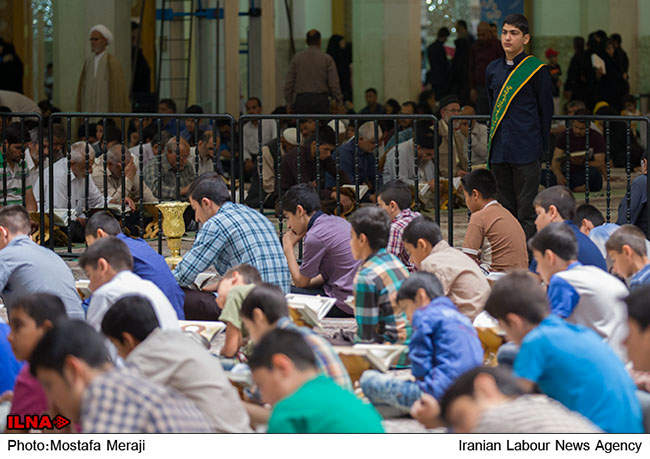 آئین جزء خوانی در حرم حضرت معصومه