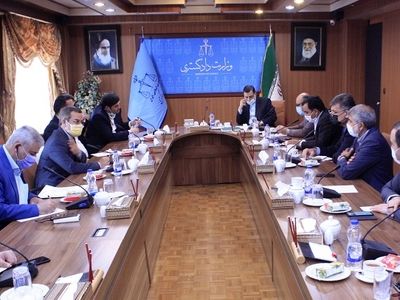 تاکید بر لزوم تعامل هرچه بیشتر مقام‌های قضایی با نمایندگان مجلس