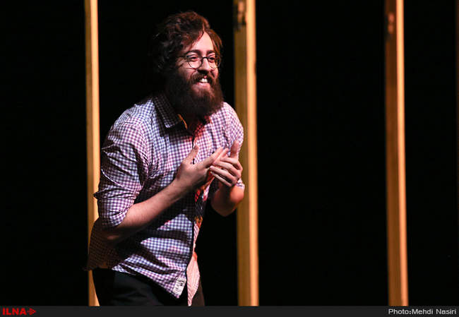 نمایش من خیال تو نیستم