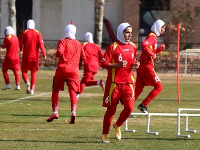شریفی: اردوی تیم ملی فوتبال بانوان در کیش برگزار می شود 