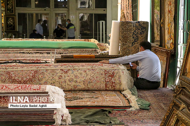 گذران روزهای کرونایی در بازار فرش تهران
