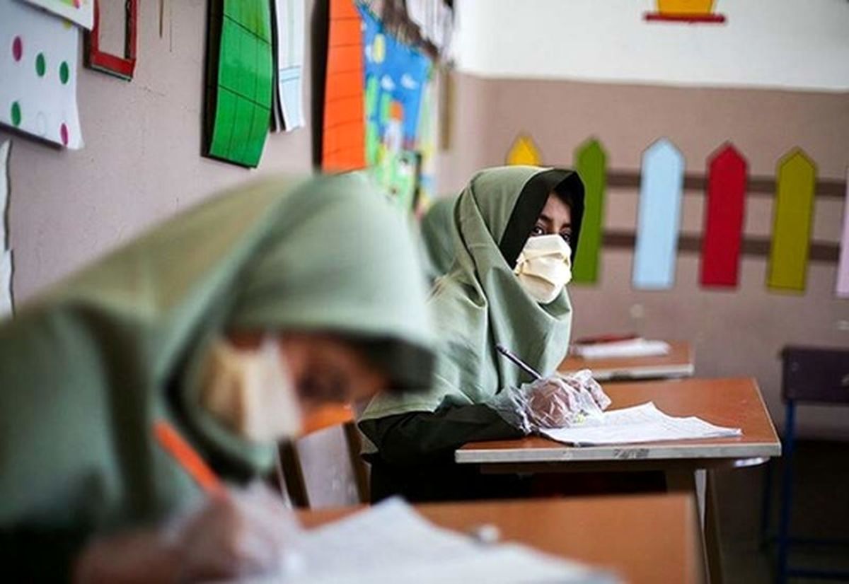 حداکثر ۱۵ دانش‌آموز باید در کلاس حضور داشته باشند/ دانش‌آموزان لباس گرم بپوشند تا بتوان پنجره‌های کلاس را باز گذاشت