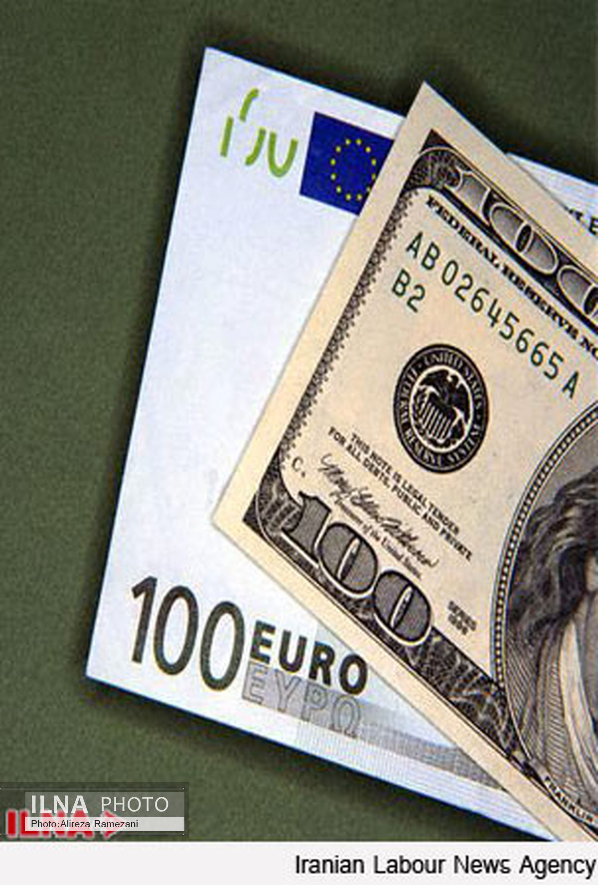 دلار آمریکا 3558 تومان/ یورو 4014 تومان