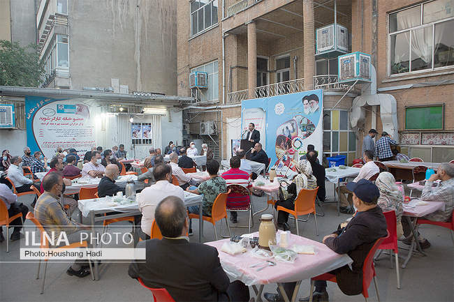 نشست مشترک تشکلهای کارگری و کارفرمایی در خانه کارگر 