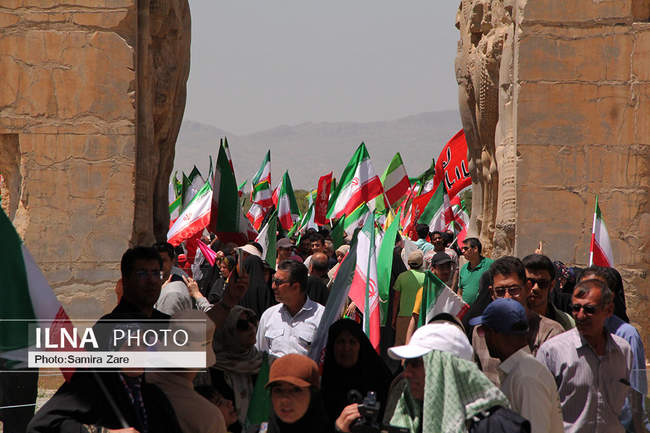 بزرگداشت سالروز سفر تاریخی رهبر معظم انقلاب به استان فارس