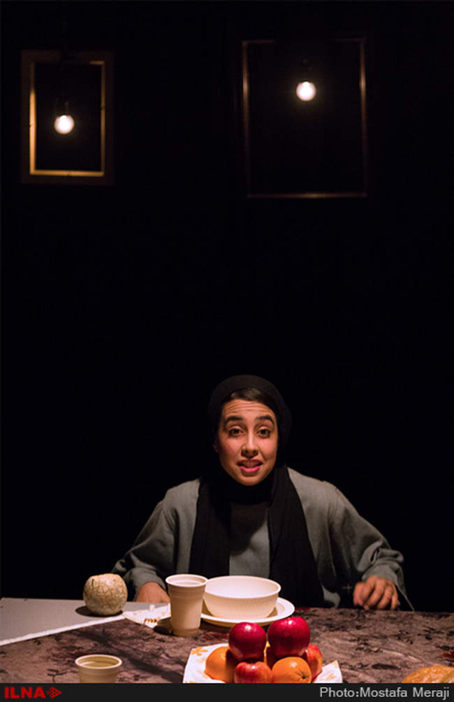 نمایش آشویتس زنان 