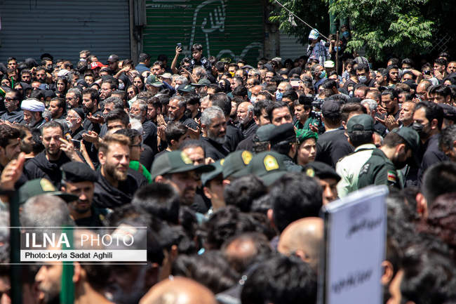 آئین خیمه سوزان ظهر عاشورا در بازار تهران