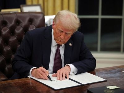 ترامپ: چین هم می تواند بخشی از ایالات متحده بزرگ باشد + فیلم