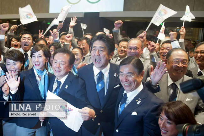 شینزو آبه در گذر زمان