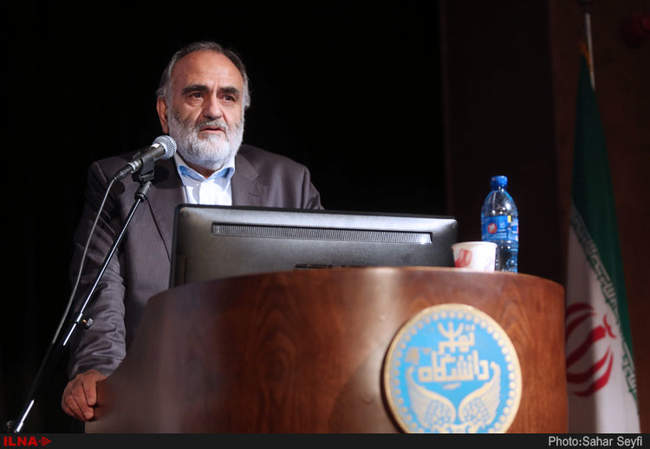 نشست کانون استادان ایران