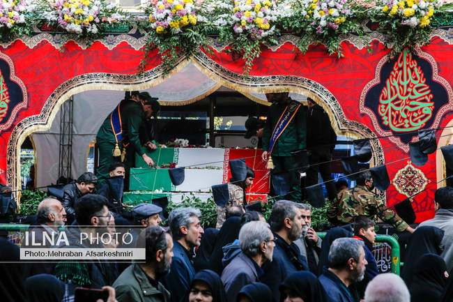 تشییع ۱۰۰ شهید گمنام دفاع مقدس