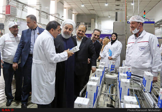 بازدید رئیس جمهور از مجموعه تولیدی شرکت صنایع شیر ایران(پگاه)