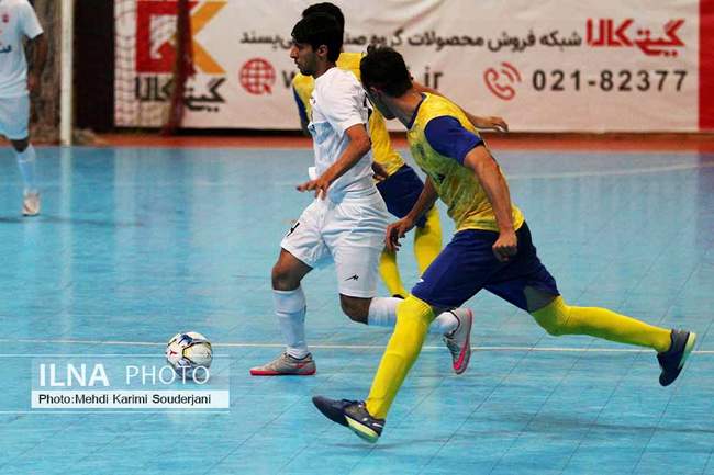 بردتیم فوتسال  گیتی پسند اصفهان  برابر فرش آرا مشهد 