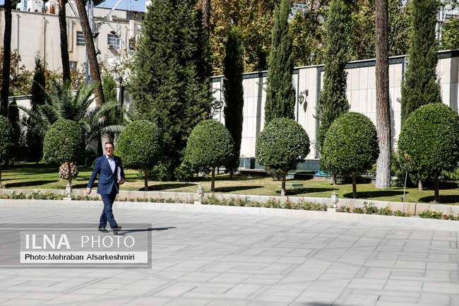 حاشیه جلسه هیات دولت - ۳۰ مهر