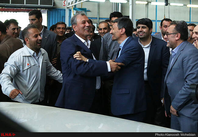 واگذاری 5000 خودروی نیسان به مددجویان کمیته امداد با حضور علی ربیعی وزیر تعاون, کار و رفاه اجتماعی