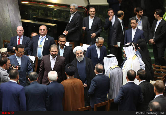 حواشی مراسم تحلیف دوازدهمین دوره ریاست جمهوری به روایت تصویر