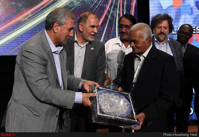 اختتامیه همایش بین المللی مزیت ها وظرفیت های تعاونی هابا حضور وزیر ک