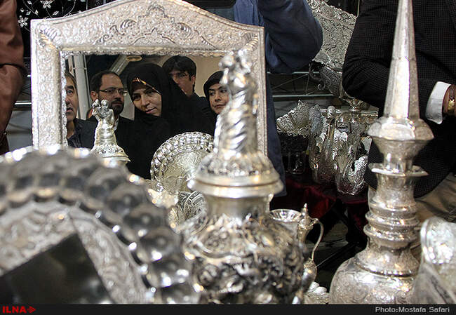 افتتاح نمایشگاه عیدانه صنایع دستی با حضور زهرا احمدی پور، رییس سازمان میراث فرهنگی، صنایع دستی و گردشگری