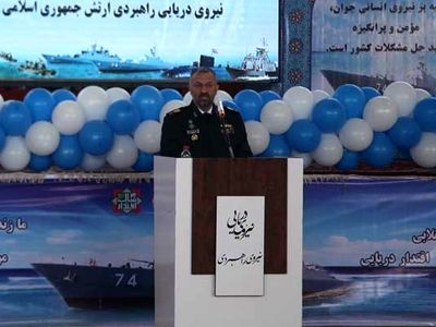 استکبار جهانی درصدد جدایی جوانان از انقلاب و اسلام است