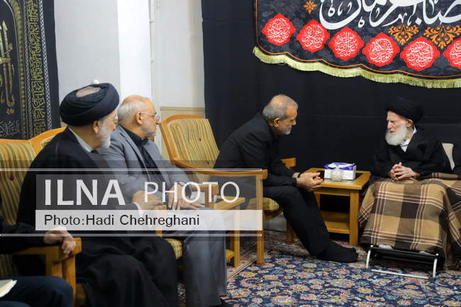 دیدار رئیس‌جمهور با علما و مراجع عظام در سفر به قم