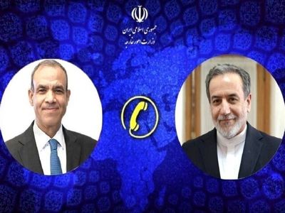Iran, Egypt FMs discuss bilateral ties, regional issues, Gaza
