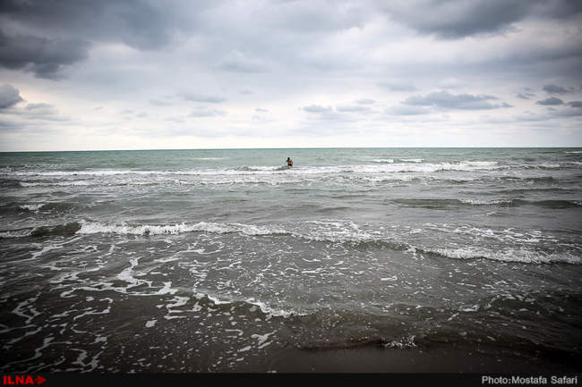 روزهای آخر تابستان در سواحل دریای خزر