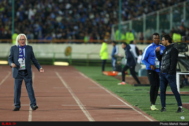 دیدار تیمهای استقلال و العین امارات