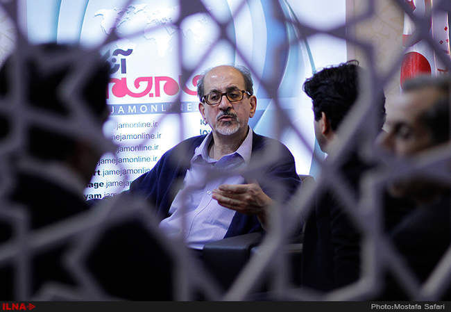 حاشیه ی بیست و دومین نمایشگاه مطبوعات و خبرگزاری‌ها 