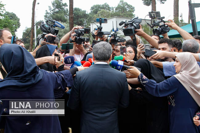 حاشیه جلسه هیات دولت - ۱۰ اردیبهشت