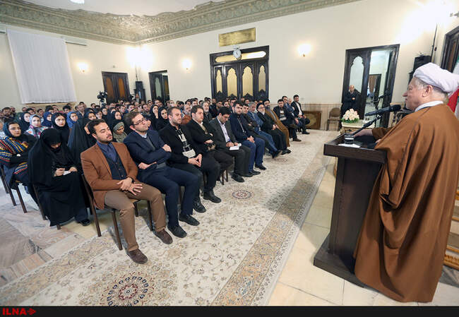 دیدار جمعی از دانشجویان دانشگاه‌های مختلف کشور با آیت‌الله هاشمی رفسنجانی