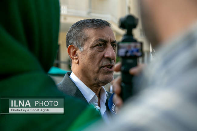 حاشیه جلسه هیات دولت - ۷ آبان