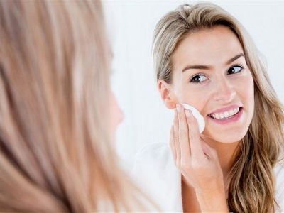 ۷ پاک‌کننده‌ خانگی آرایش صورت را بشناسید