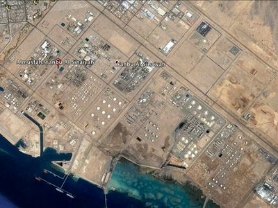 اصابت موشک‌های بالستیک یمن به پالایشگاه‌های نفت عربستان