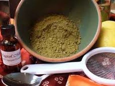 ماسک حنا بهترین روش برای درمان ریزش مو