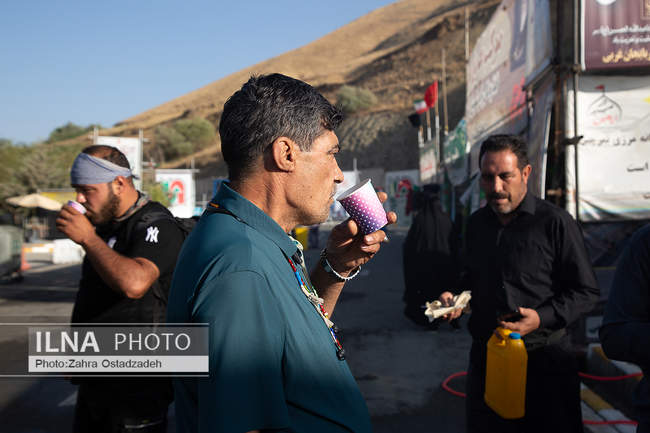 عبور زائران اربعین حسینی از مرز تمرچین
