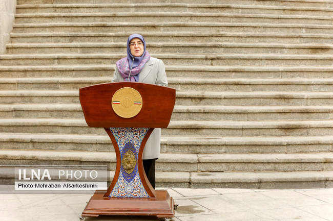 حاشیه جلسه هیات دولت - ۳ دی