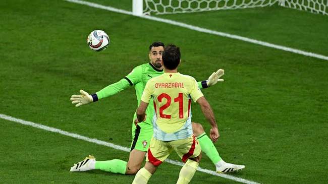 گزارش تصویری دیدار پرتغال و اسپانیا